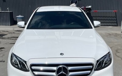 Mercedes-Benz E-Класс, 2019 год, 3 350 000 рублей, 1 фотография