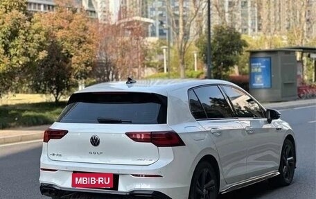 Volkswagen Golf VIII, 2022 год, 1 820 000 рублей, 6 фотография