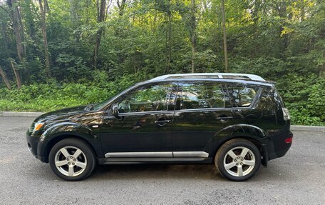 Mitsubishi Outlander III рестайлинг 3, 2008 год, 1 080 000 рублей, 7 фотография