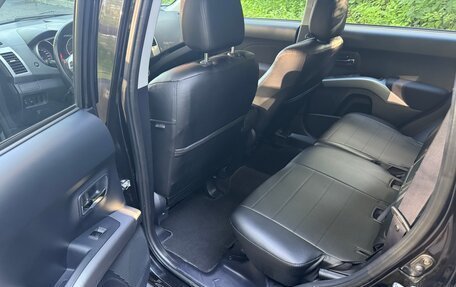 Mitsubishi Outlander III рестайлинг 3, 2008 год, 1 080 000 рублей, 19 фотография