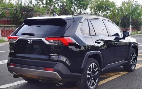 Toyota RAV4, 2022 год, 3 070 000 рублей, 6 фотография
