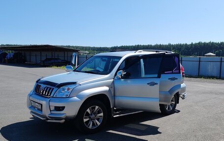 Toyota Land Cruiser 100 рестайлинг 2, 2007 год, 2 900 000 рублей, 2 фотография