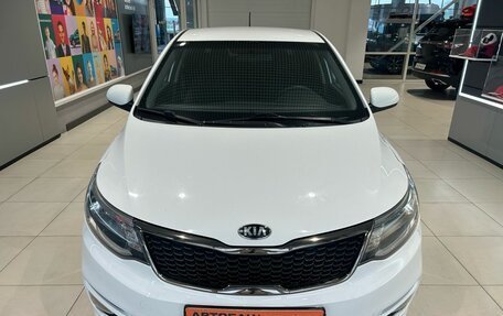 KIA Rio III рестайлинг, 2016 год, 1 199 000 рублей, 2 фотография