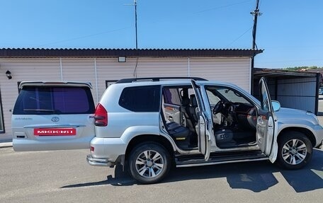 Toyota Land Cruiser 100 рестайлинг 2, 2007 год, 2 900 000 рублей, 5 фотография