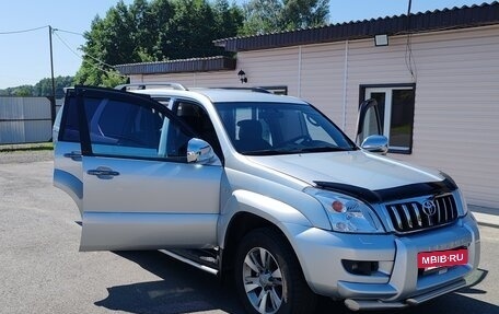 Toyota Land Cruiser 100 рестайлинг 2, 2007 год, 2 900 000 рублей, 4 фотография