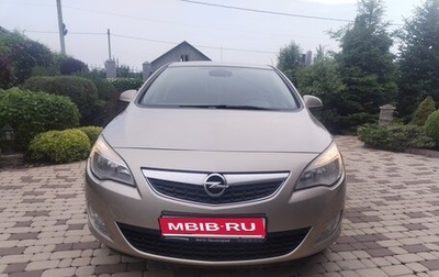 Opel Astra J, 2011 год, 770 000 рублей, 1 фотография