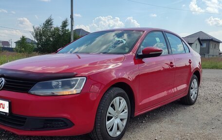 Volkswagen Jetta VI, 2012 год, 820 000 рублей, 2 фотография