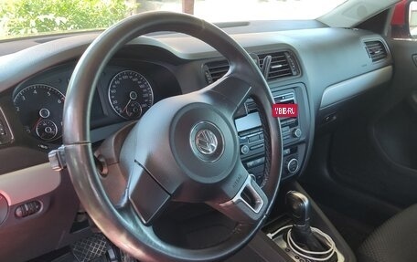 Volkswagen Jetta VI, 2012 год, 820 000 рублей, 6 фотография