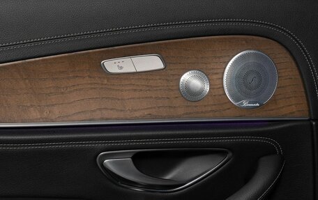 Mercedes-Benz E-Класс, 2019 год, 3 900 000 рублей, 16 фотография