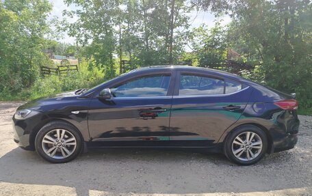 Hyundai Elantra VI рестайлинг, 2016 год, 1 300 000 рублей, 11 фотография