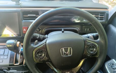 Honda Stepwgn IV, 2016 год, 2 700 000 рублей, 19 фотография