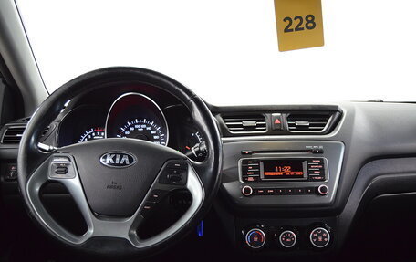KIA Rio III рестайлинг, 2017 год, 990 000 рублей, 12 фотография