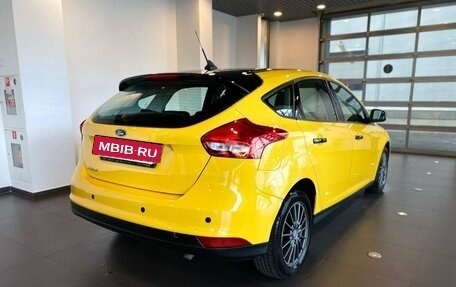 Ford Focus III, 2017 год, 925 000 рублей, 3 фотография