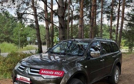 Mitsubishi Pajero Sport II рестайлинг, 2014 год, 1 950 000 рублей, 3 фотография