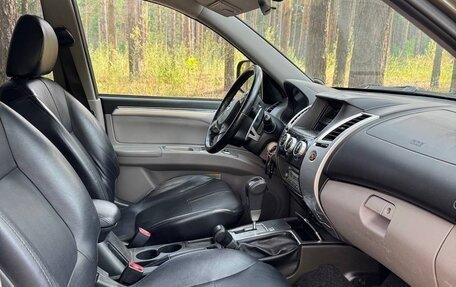 Mitsubishi Pajero Sport II рестайлинг, 2014 год, 1 950 000 рублей, 8 фотография