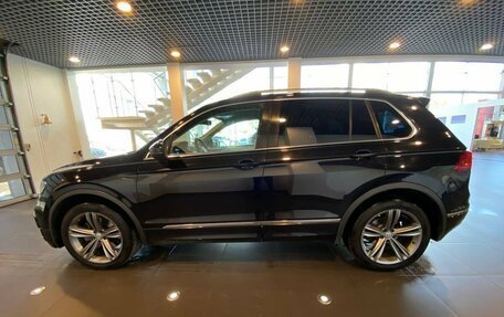 Volkswagen Tiguan II, 2018 год, 2 490 000 рублей, 6 фотография