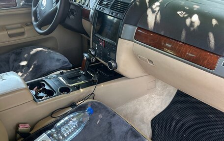 Volkswagen Touareg III, 2005 год, 1 000 375 рублей, 7 фотография