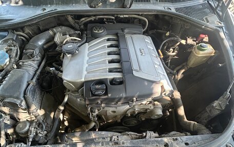 Volkswagen Touareg III, 2005 год, 1 000 375 рублей, 14 фотография