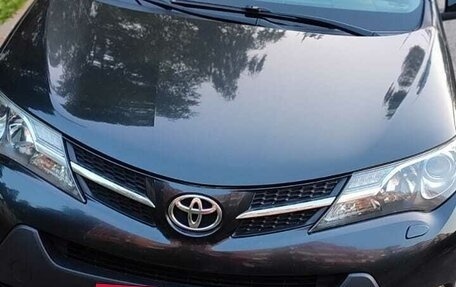 Toyota RAV4, 2013 год, 1 850 000 рублей, 4 фотография