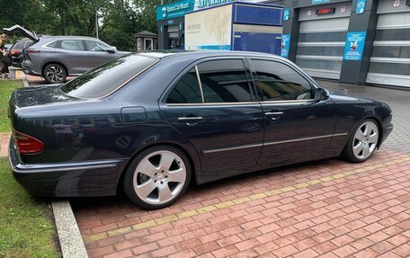 Mercedes-Benz E-Класс, 2000 год, 525 000 рублей, 10 фотография