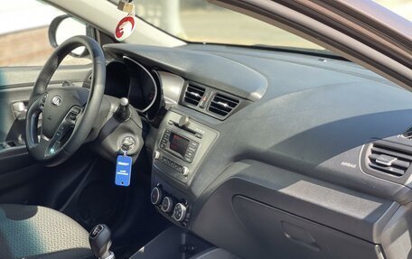 KIA Rio III рестайлинг, 2016 год, 945 000 рублей, 12 фотография