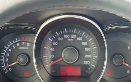 KIA Rio III рестайлинг, 2016 год, 945 000 рублей, 18 фотография