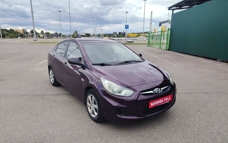 Hyundai Solaris II рестайлинг, 2011 год, 780 000 рублей, 1 фотография