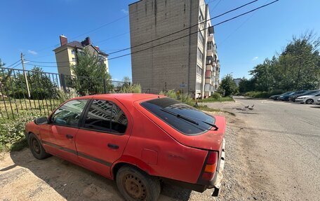 Nissan Primera II рестайлинг, 1995 год, 110 000 рублей, 3 фотография