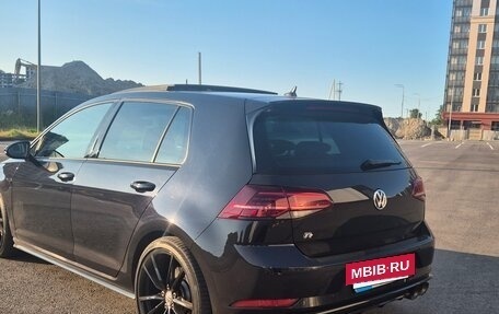 Volkswagen Golf R VII, 2019 год, 3 665 000 рублей, 2 фотография