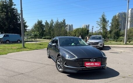 Hyundai Sonata VIII, 2020 год, 2 300 000 рублей, 2 фотография
