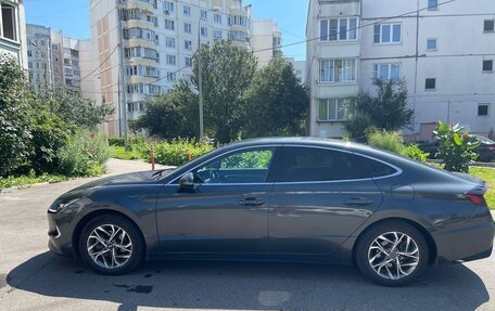 Hyundai Sonata VIII, 2020 год, 2 300 000 рублей, 5 фотография