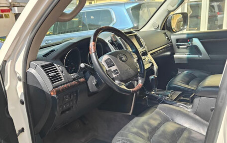 Toyota Land Cruiser 200, 2014 год, 3 535 000 рублей, 8 фотография