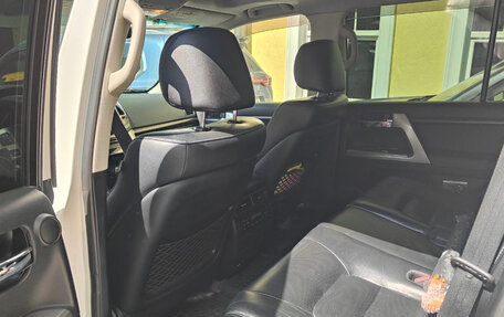 Toyota Land Cruiser 200, 2014 год, 3 535 000 рублей, 9 фотография