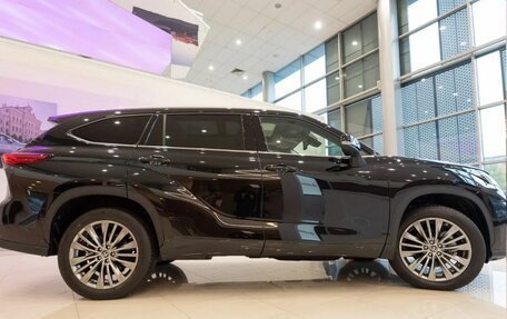 Toyota Highlander, 2025 год, 5 400 000 рублей, 9 фотография