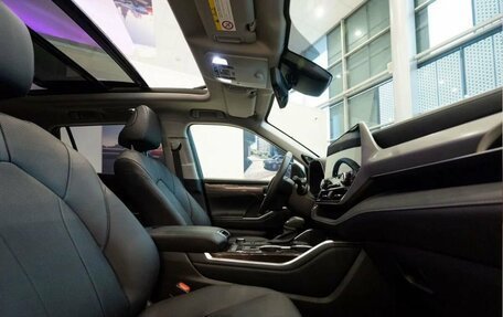 Toyota Highlander, 2025 год, 5 400 000 рублей, 14 фотография