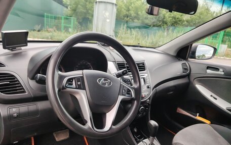 Hyundai Solaris II рестайлинг, 2011 год, 780 000 рублей, 9 фотография