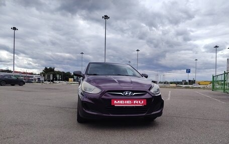 Hyundai Solaris II рестайлинг, 2011 год, 780 000 рублей, 6 фотография