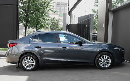 Mazda 3, 2018 год, 1 787 000 рублей, 4 фотография