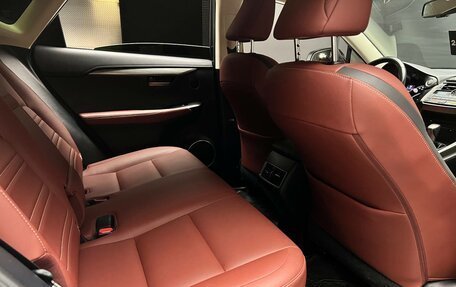 Lexus NX I, 2017 год, 3 000 000 рублей, 26 фотография