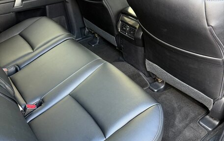 Toyota Land Cruiser Prado 150 рестайлинг 2, 2015 год, 3 650 000 рублей, 13 фотография