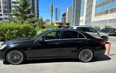 Mercedes-Benz E-Класс, 2011 год, 1 450 000 рублей, 4 фотография