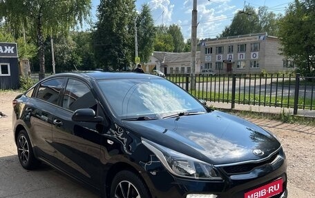 KIA Rio IV, 2019 год, 1 590 000 рублей, 8 фотография