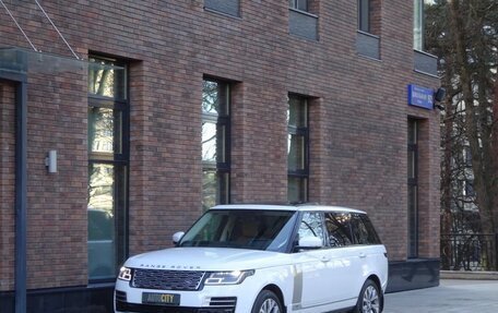 Land Rover Range Rover IV рестайлинг, 2018 год, 9 375 000 рублей, 2 фотография