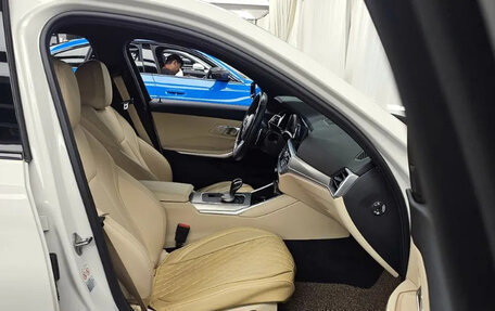 BMW 3 серия, 2022 год, 3 280 000 рублей, 13 фотография