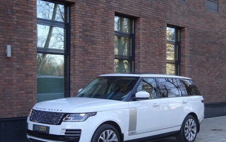 Land Rover Range Rover IV рестайлинг, 2018 год, 9 375 000 рублей, 3 фотография