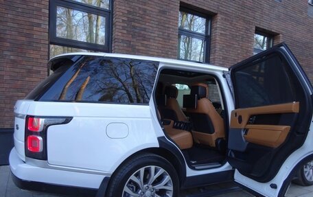 Land Rover Range Rover IV рестайлинг, 2018 год, 9 375 000 рублей, 14 фотография