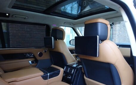 Land Rover Range Rover IV рестайлинг, 2018 год, 9 375 000 рублей, 38 фотография