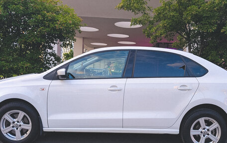 Volkswagen Polo VI (EU Market), 2017 год, 1 070 000 рублей, 3 фотография