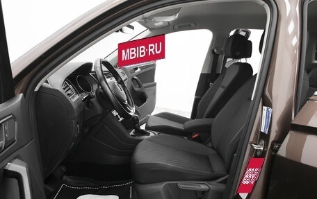 Volkswagen Tiguan II, 2017 год, 2 099 000 рублей, 19 фотография