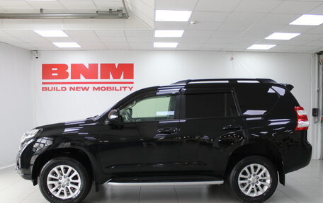 Toyota Land Cruiser Prado 150 рестайлинг 2, 2016 год, 4 100 000 рублей, 6 фотография